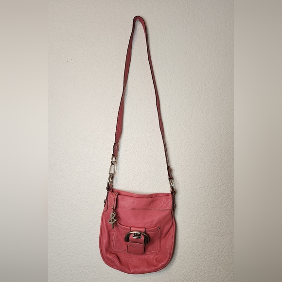 B. Makowsky Leather Crossbody Bag, Pink w/ Animal Print Lining. - Picture 4 of 10